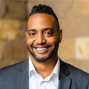 Derek Peebles headshot