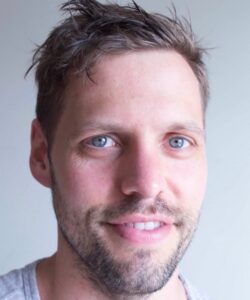 Brian Fernandes-Halloran headshot